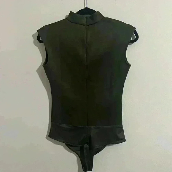 SPANX - Picture 4 of 5